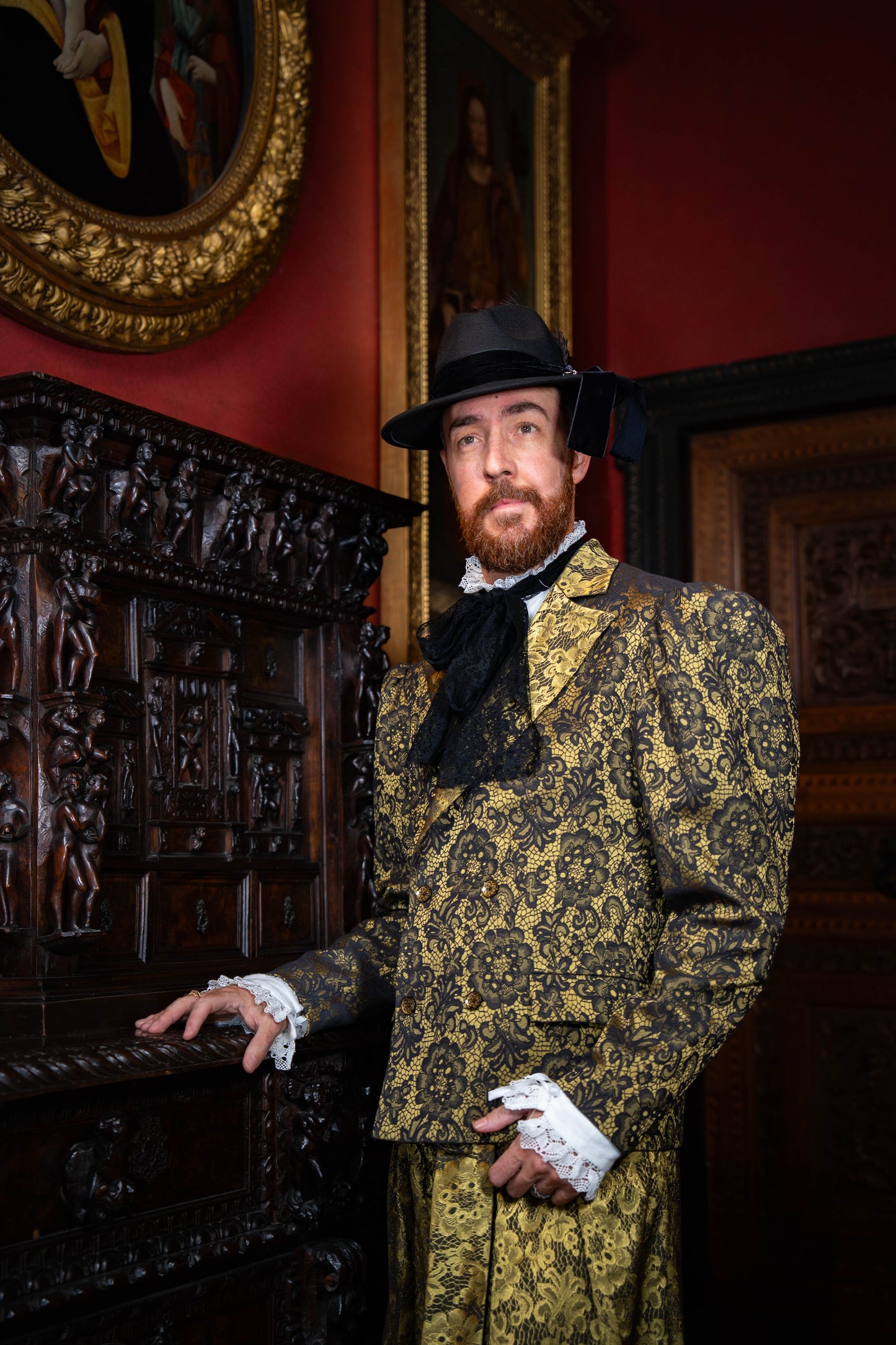 Principe di Salina – Completo damascato oro e nero in lana e seta | #AfterGattopardo