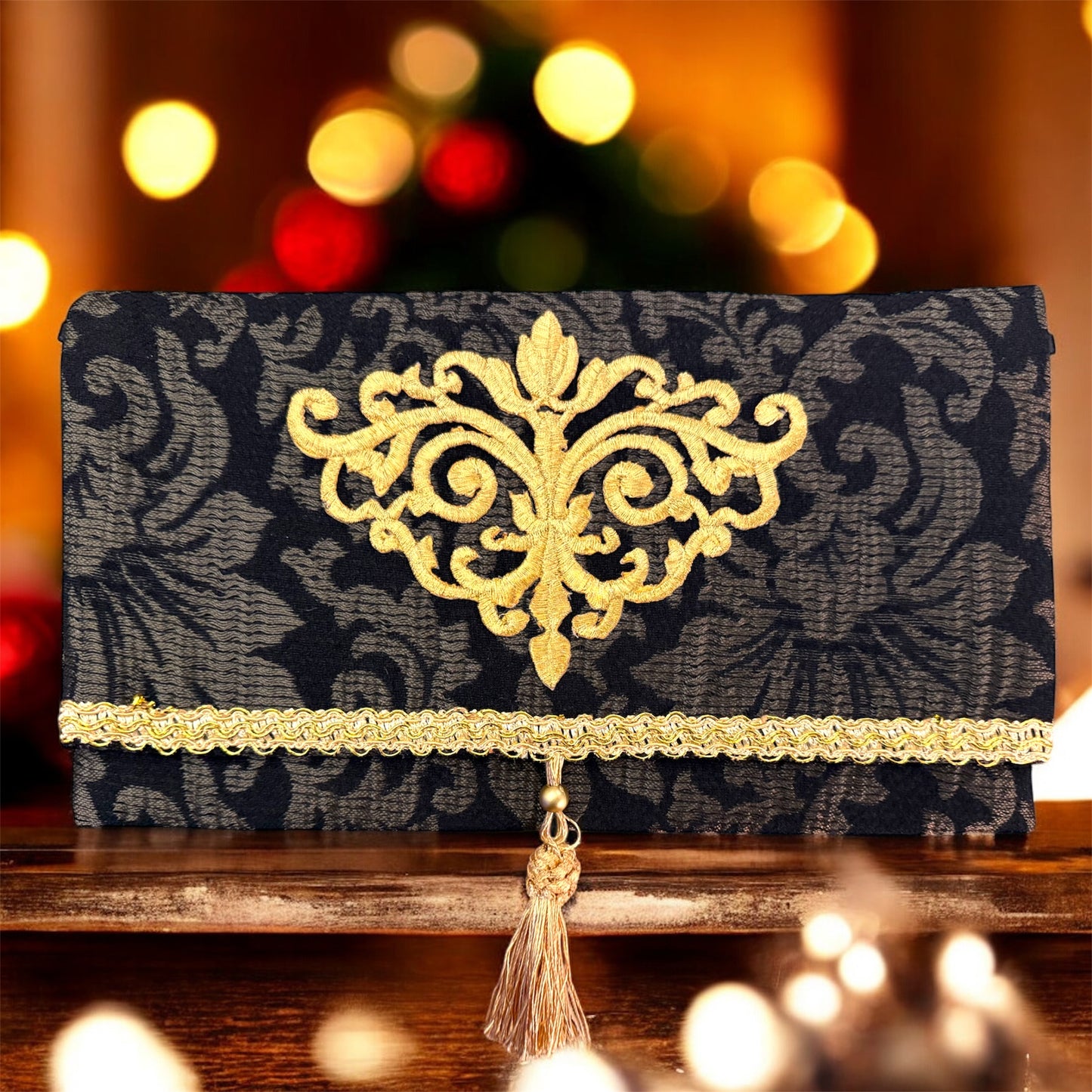 Pochette Jacquard Nero/Oro Festive Collection | JLAdore Couture