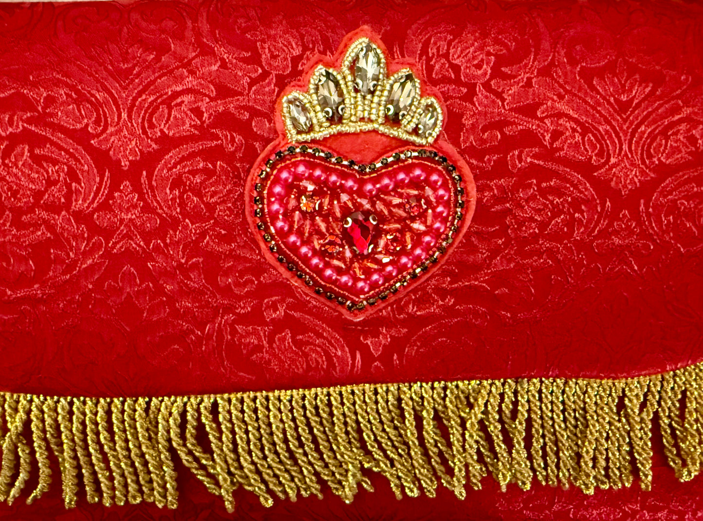 Pochette Red Brocade – Festive Collection | JLAdore Couture