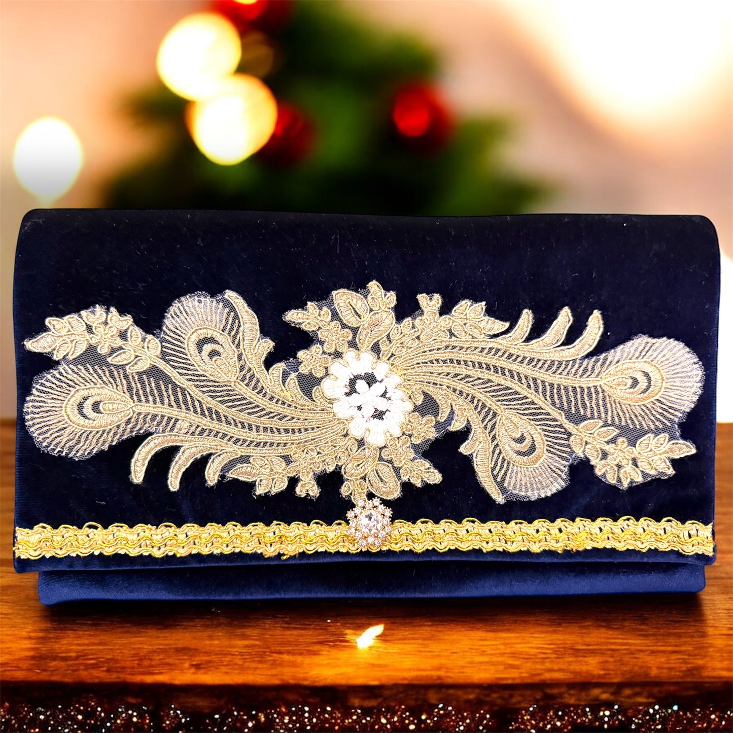 Pochette Velvet Baroque– Festive Collection | JLAdore Couture